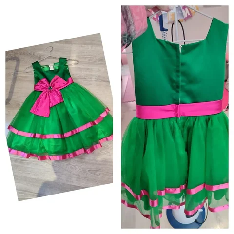 Продам нарядное платье размер 110-116 - Рабочая одежда и аксессуары в Владивосток