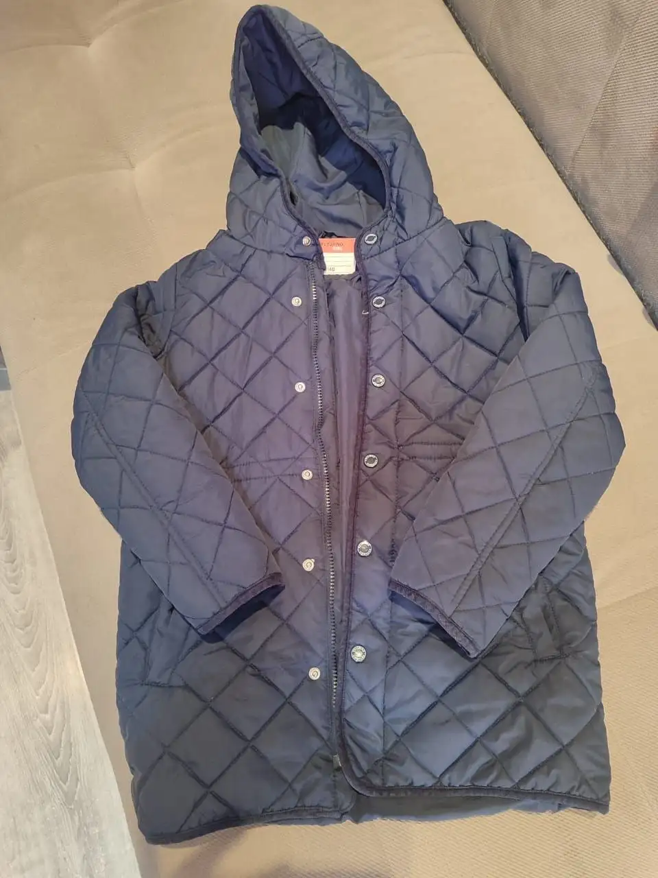 Курточка стеганая на весну, размер 140, для девочки - Детская одежда (Одежда) в Владивосток