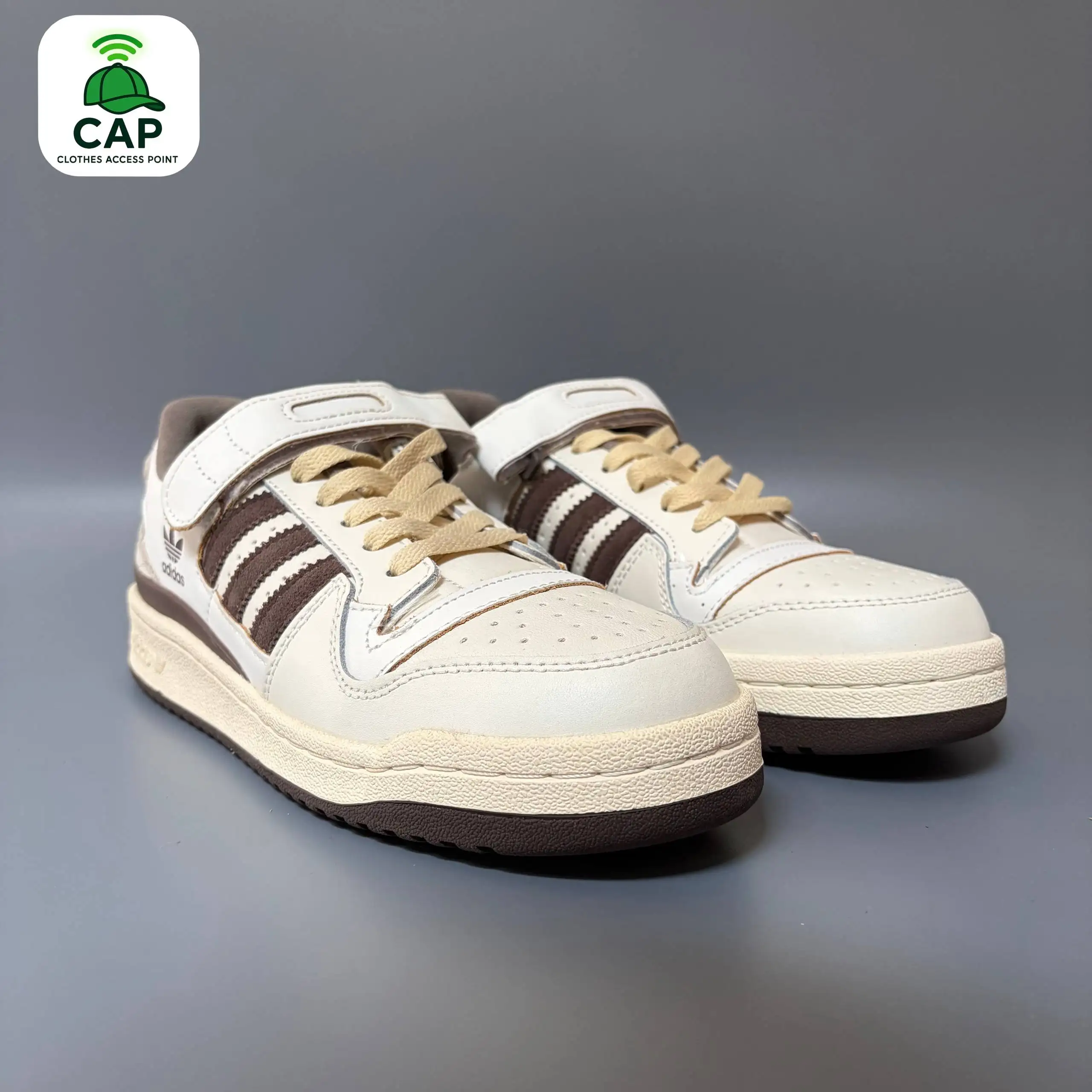 Кроссовки Adidas Forum Low коричневые - Обувь (Одежда) в Владивосток