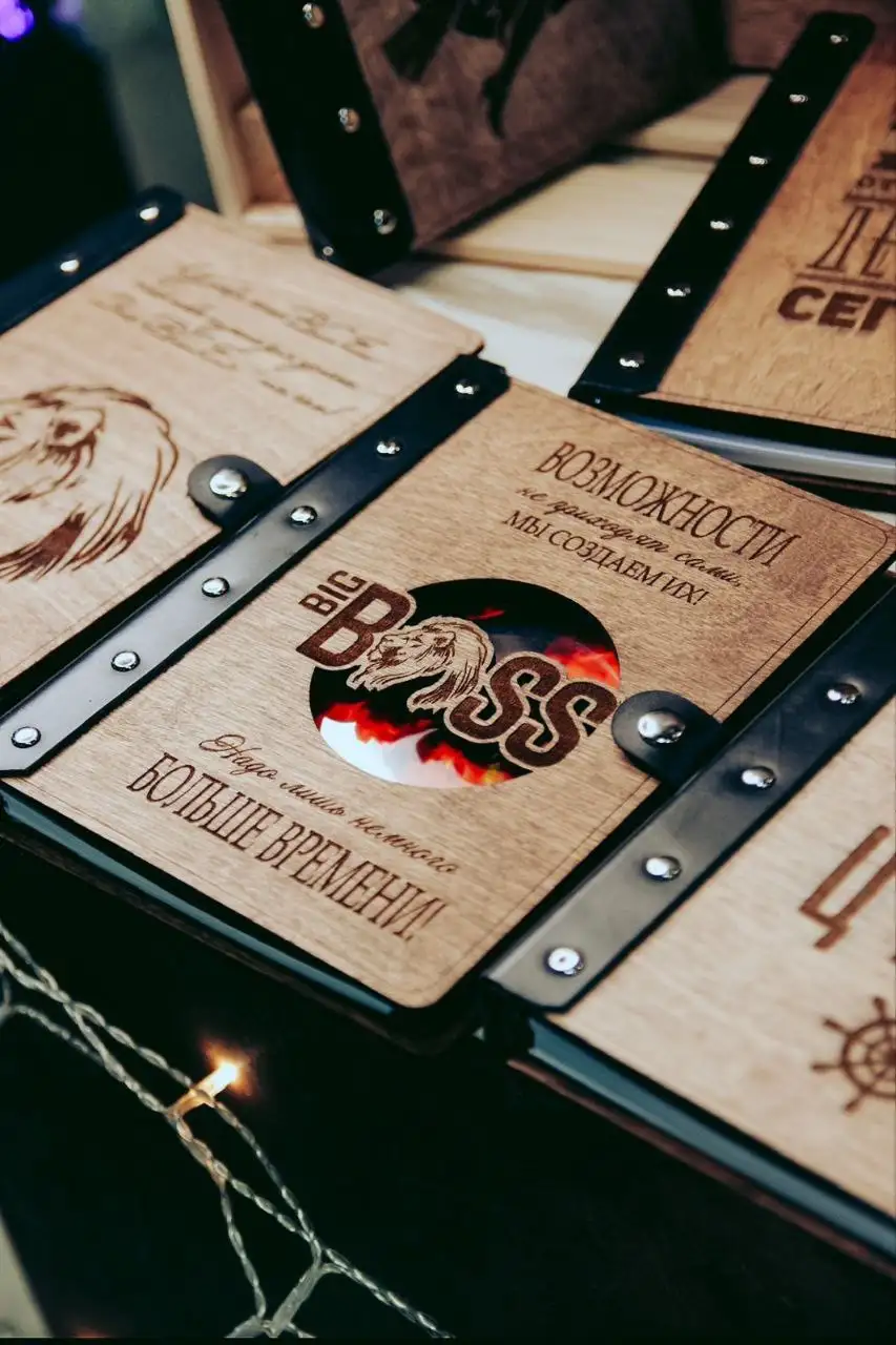 Ежедневники с кожаным переплётом и возможностью гравировки - Канцтовары (Хобби и отдых) в Владивосток