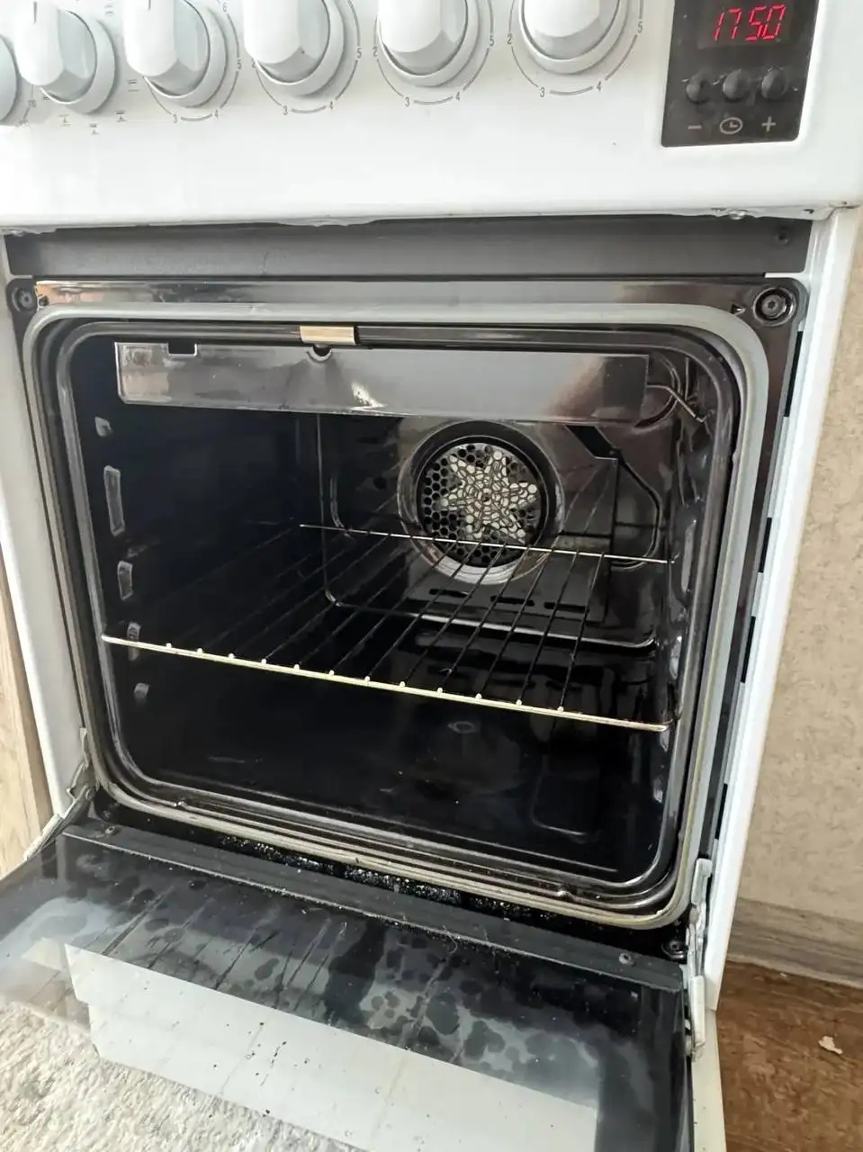 Продам плитку, покупал год назад - Стройматериалы (Для дома и дачи) в Владивосток