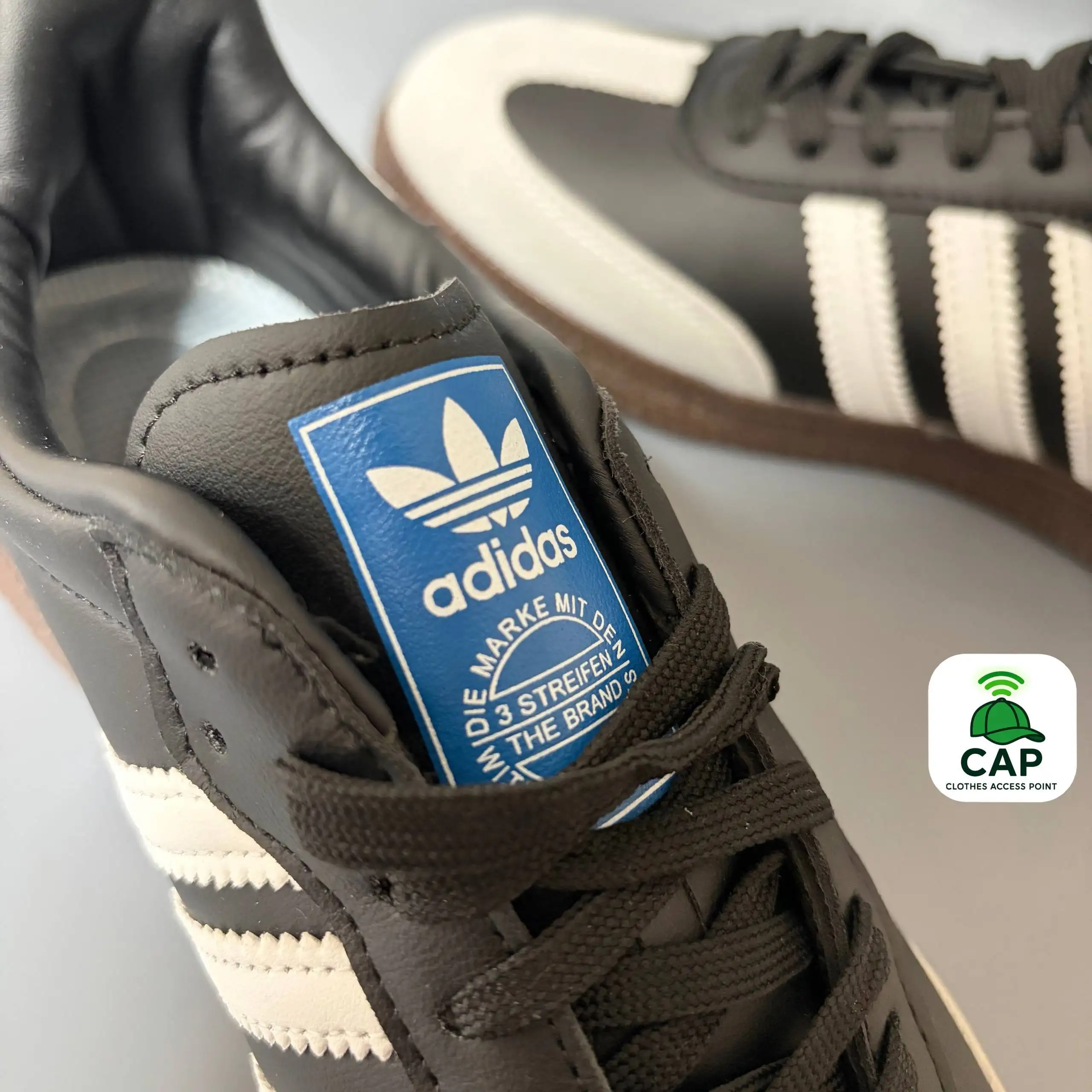 Кроссовки Adidas Samba чёрно-белые - Обувь (Одежда) в Владивосток