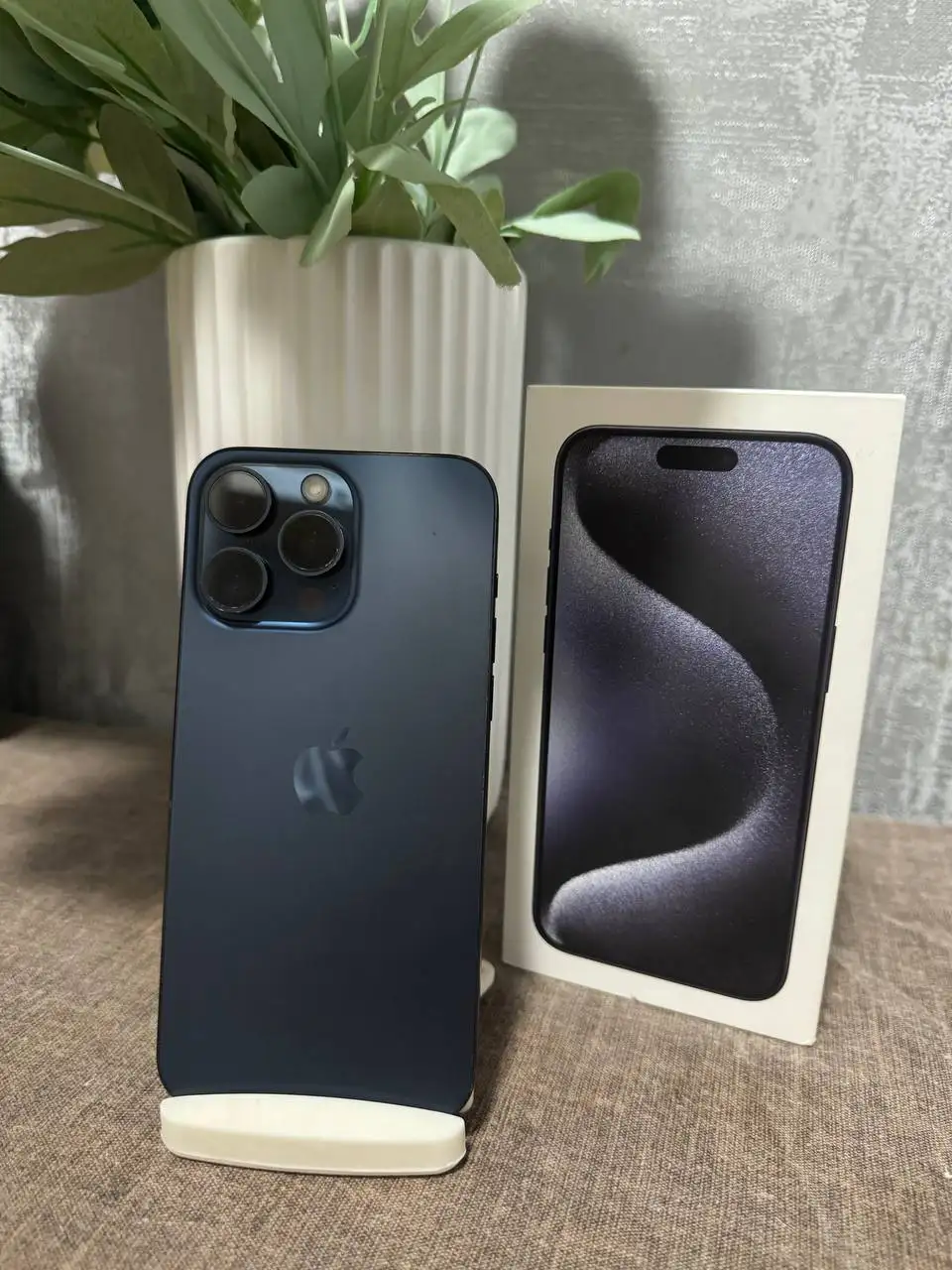 iPhone 15 Pro Max 87% АКБ с возможностью обмена - Смартфоны (Электроника) в Владивосток