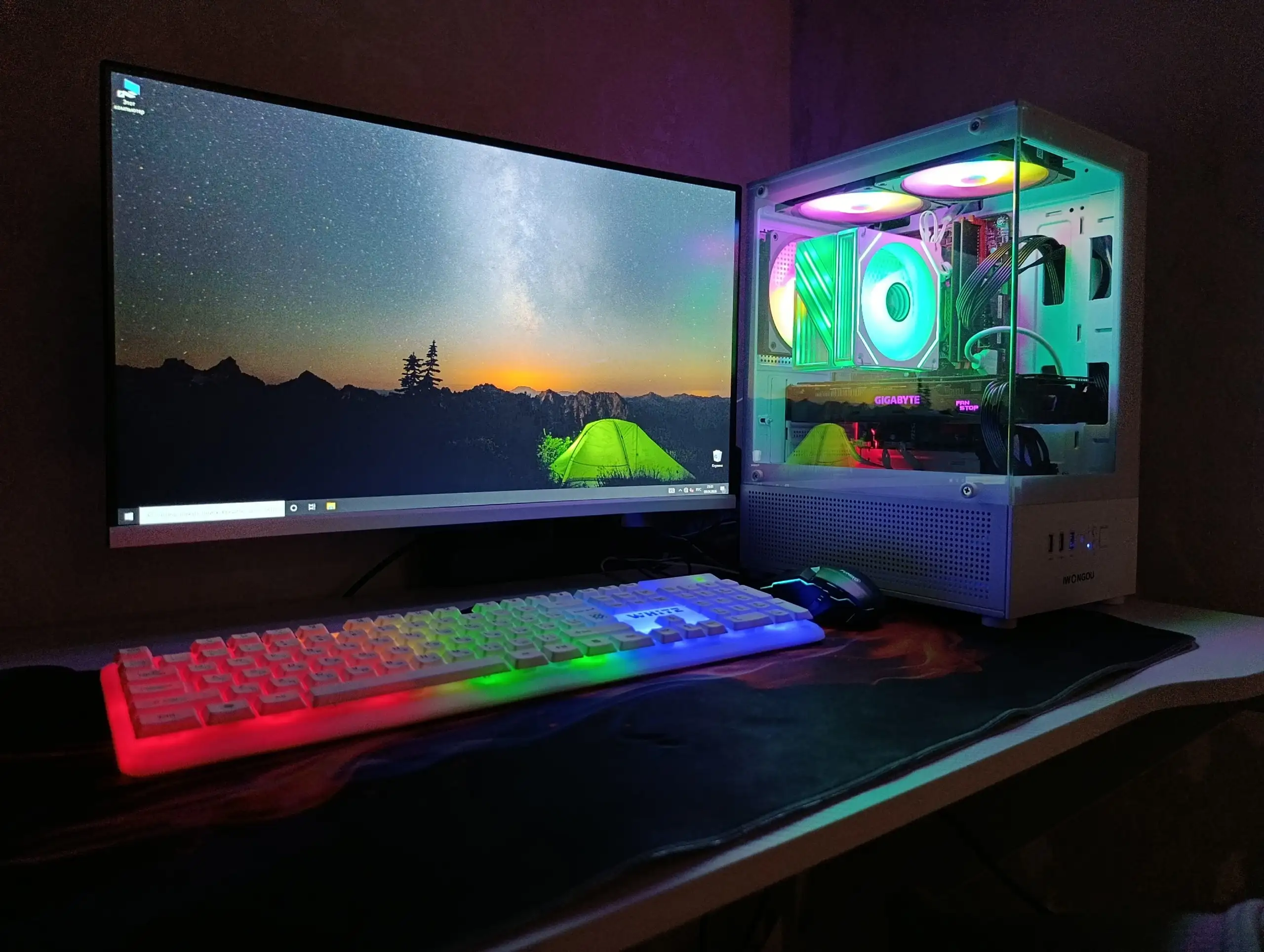 Персональный компьютер с монитором и комплектующими - Компьютеры (Электроника) в Владивосток