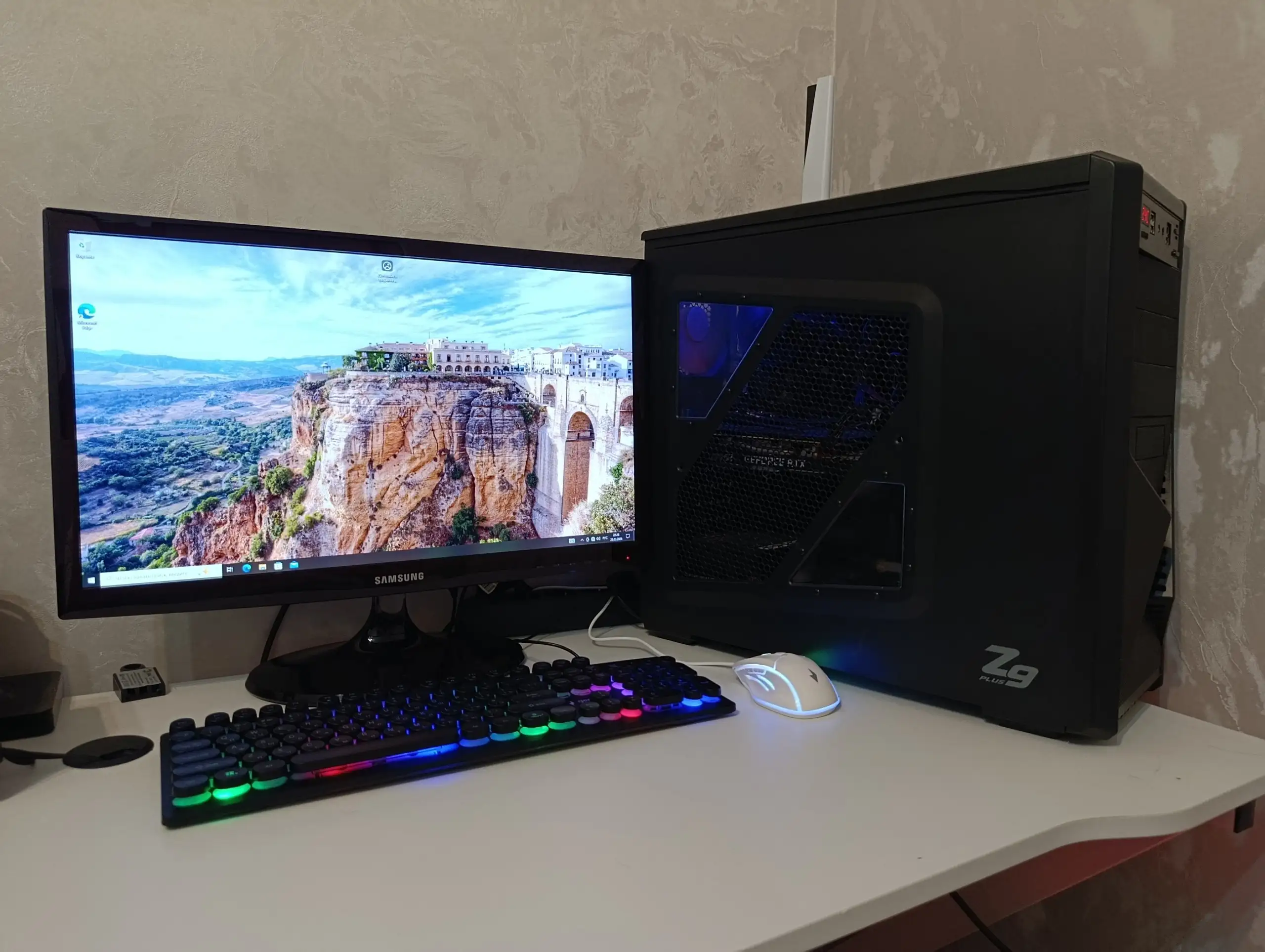 Персональный компьютер Intel Core i5-6400 с RTX 2060 SUPER - Компьютеры и комплектующие (Электроника) в Владивосток