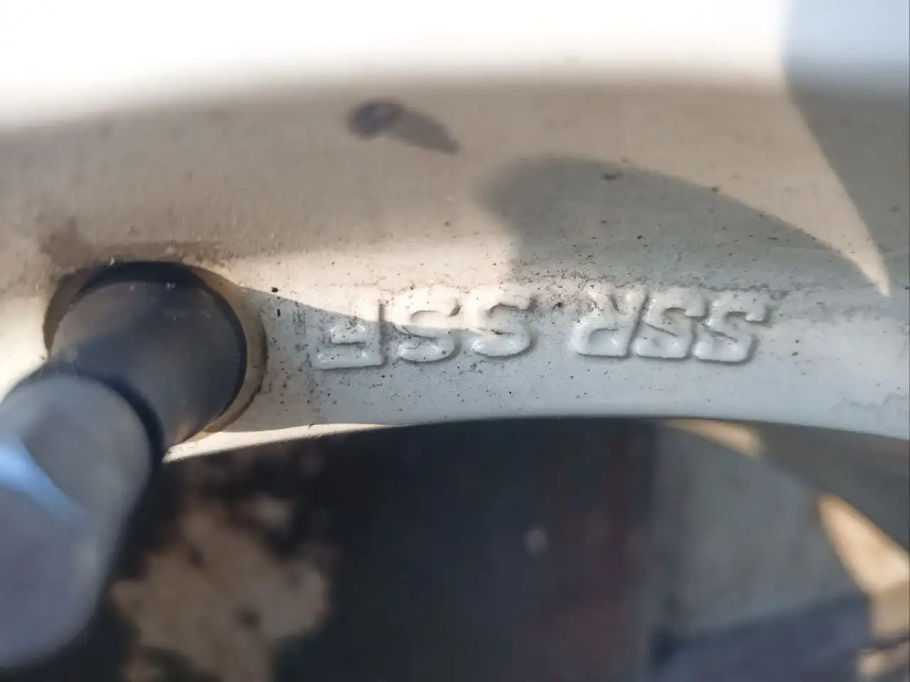 Продажа комплекта заряженных колёс диски SSR gt1-интеграл с резиной Triangle - Запчасти (Авто) в Владивосток