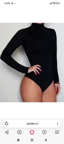 Продам новую черную боди-водолазку 42 размера - Свадебные платья в Владивосток