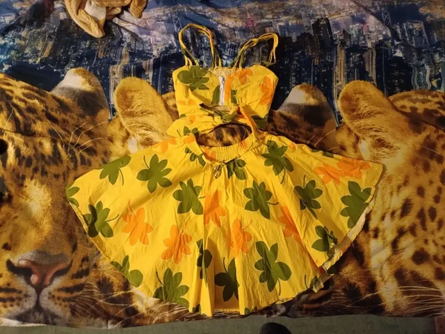 Продам костюмчик для девочки на лето - Свадебные платья в Владивосток