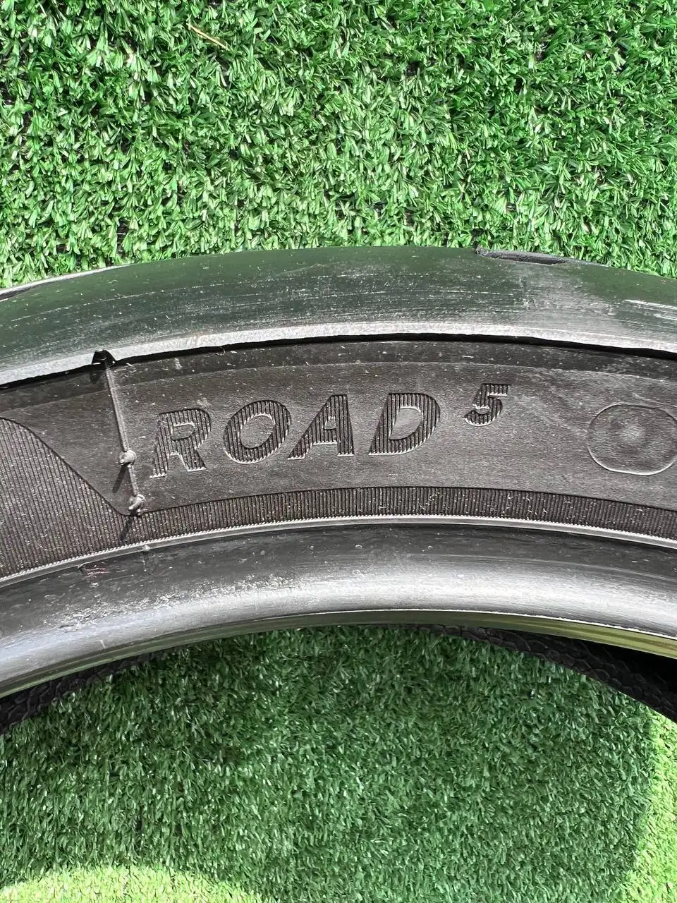 Michelin Road 5 задняя шина 180/55/17 - Шины (Авто) в Владивосток