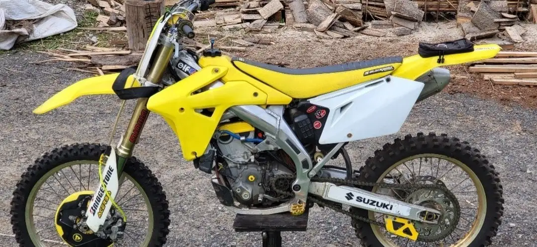Suzuki RM-Z450 2006 года - Мотоциклы (Хобби и отдых) в Владивосток