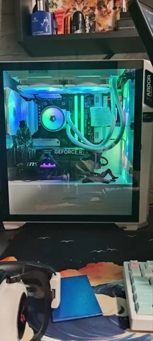 Игровой компьютер 5060ti, Ryzen 7 5700, 16 ГБ - Часы в Владивосток