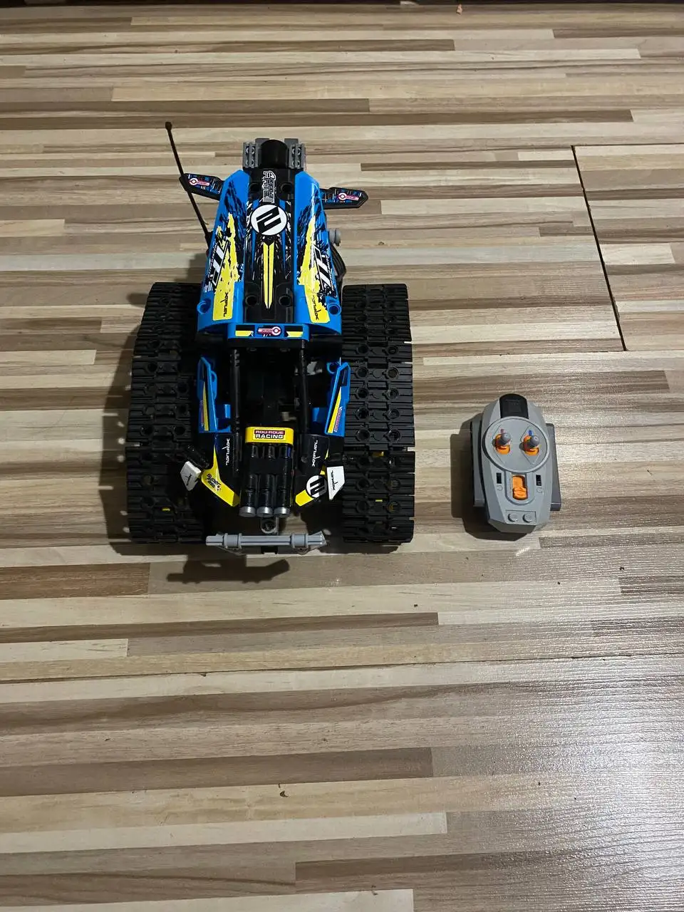 LEGO Technic 42095 вездеход с пультом управления - Игрушки - Конструкторы (Хобби и отдых) в Владивосток