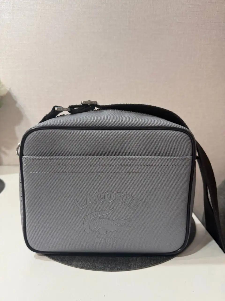 Оригинальная сумка Lacoste Paris - Аксессуары (Барахолка) в Владивосток
