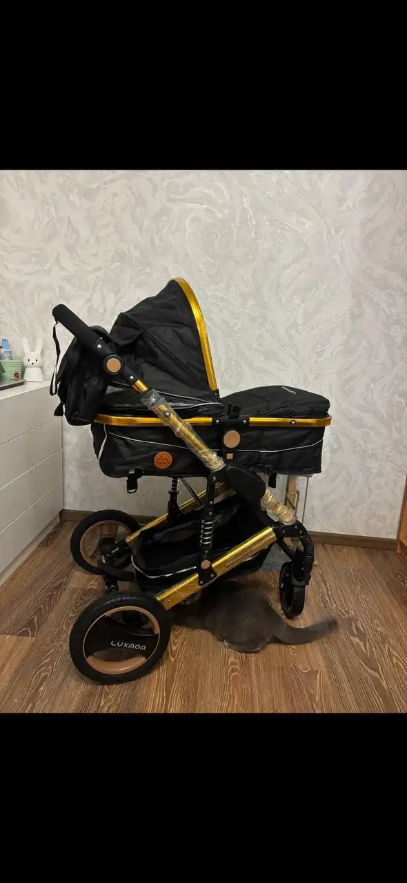 Продам коляску Luxmom 2 в 1 - Коляски (Товары для детей) в Владивосток