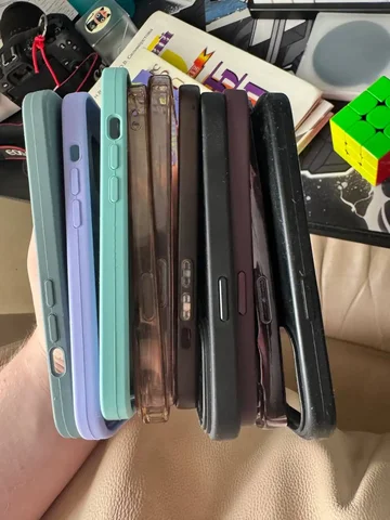 Чехлы на iPhone 13 Pro бесплатно - частное объявление в Владивосток
