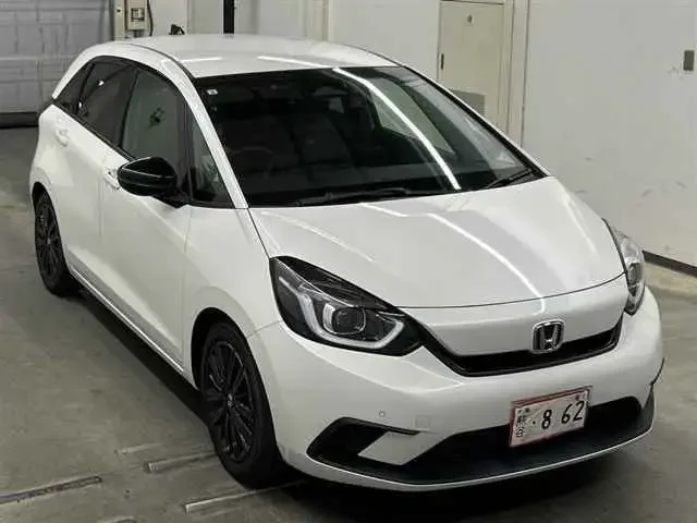 Honda Fit 2022 года - Легковые автомобили в Владивосток