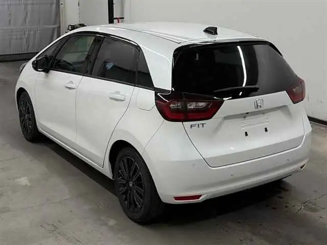 Honda Fit 2022 года - Легковые автомобили (Авто) в Владивосток