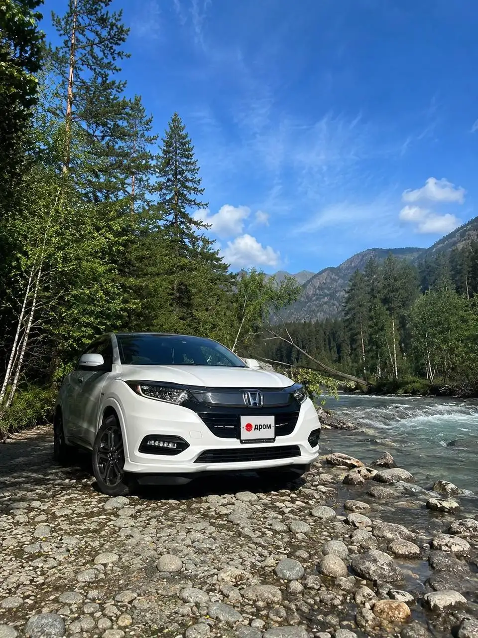 HONDA VEZEL ГИБРИД 2018 - Легковые автомобили (Авто) в Владивосток