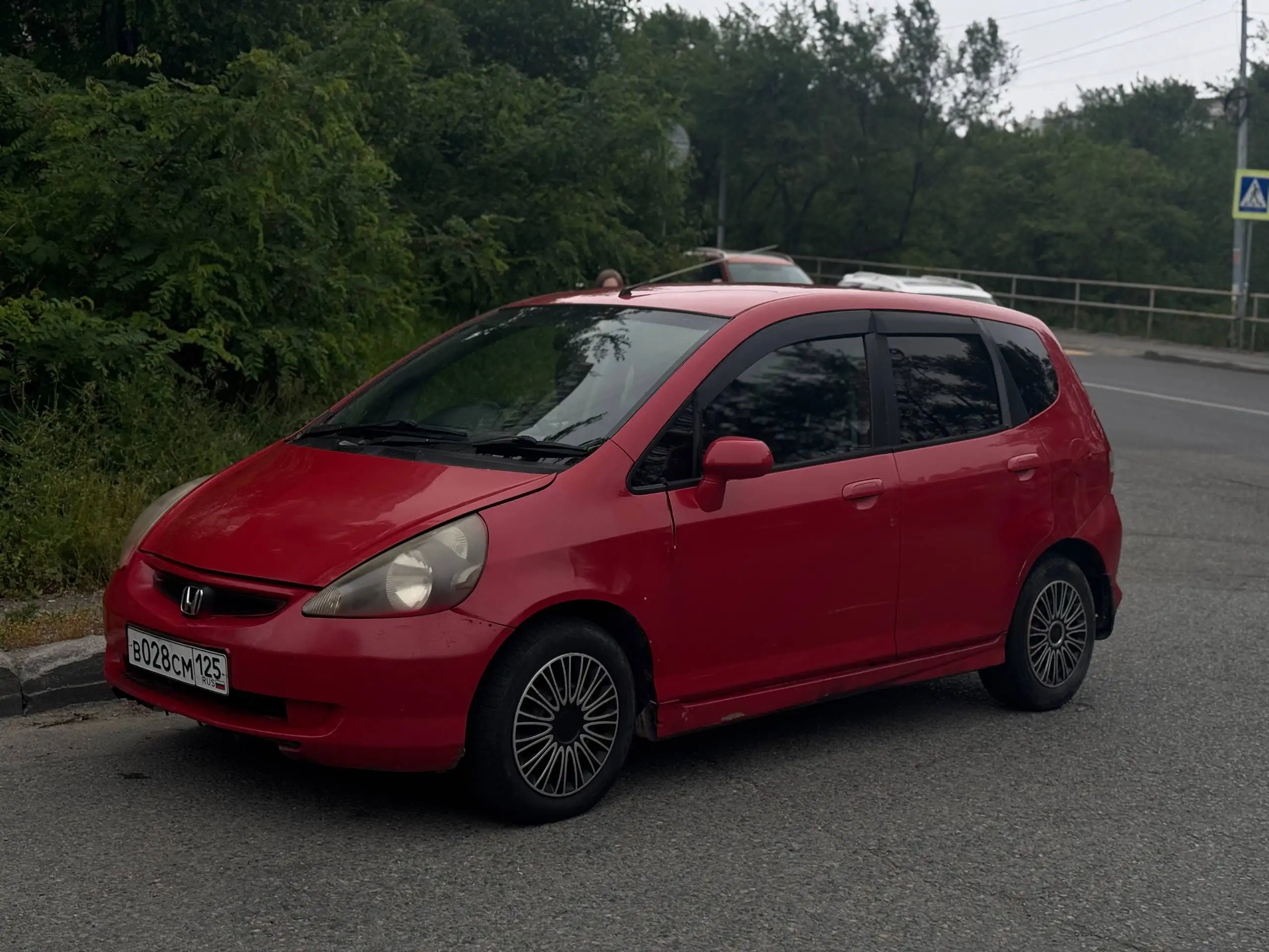 Honda Fit 2001 - Авто в Владивосток