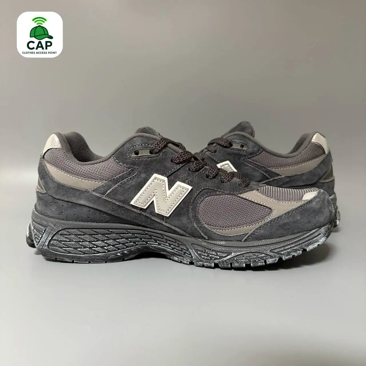 Кроссовки New Balance 2002R тёмно-серые - Обувь (Одежда) в Владивосток