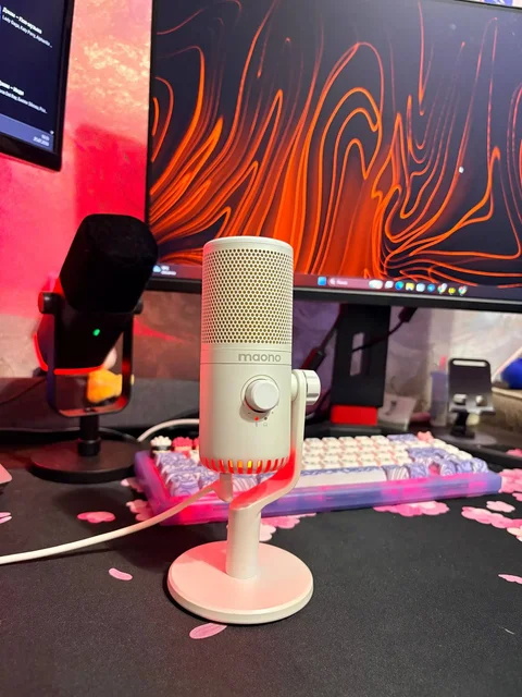 Продам 2 микрофона: Maono DM30 и Streampfly MIC Tripad - Электроника в Владивосток