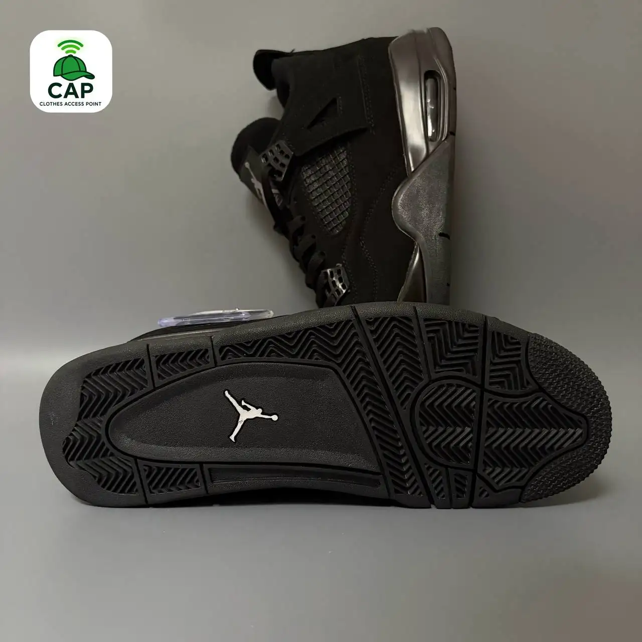 Кроссовки Jordan 4 черные — продажа во Владивостоке - Обувь (Одежда) в Владивосток