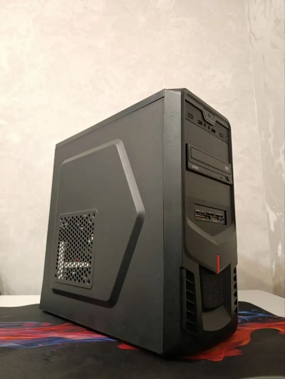 Персональный компьютер с монитором и аксессуарами - Электроника в Владивосток