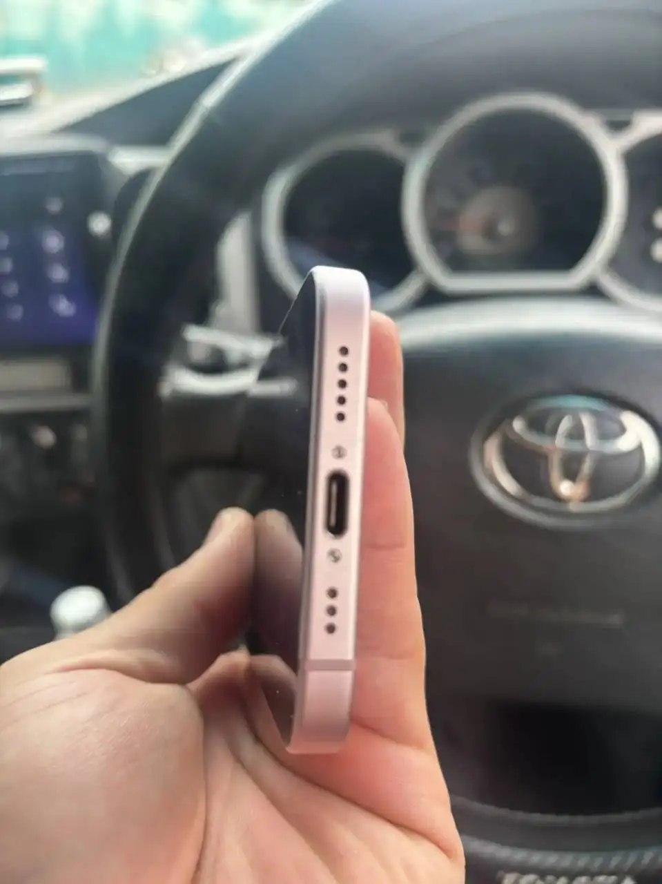 Айфон 15 розовый 128гб с 87% аккумулятора - Смартфоны (Электроника) в Владивосток