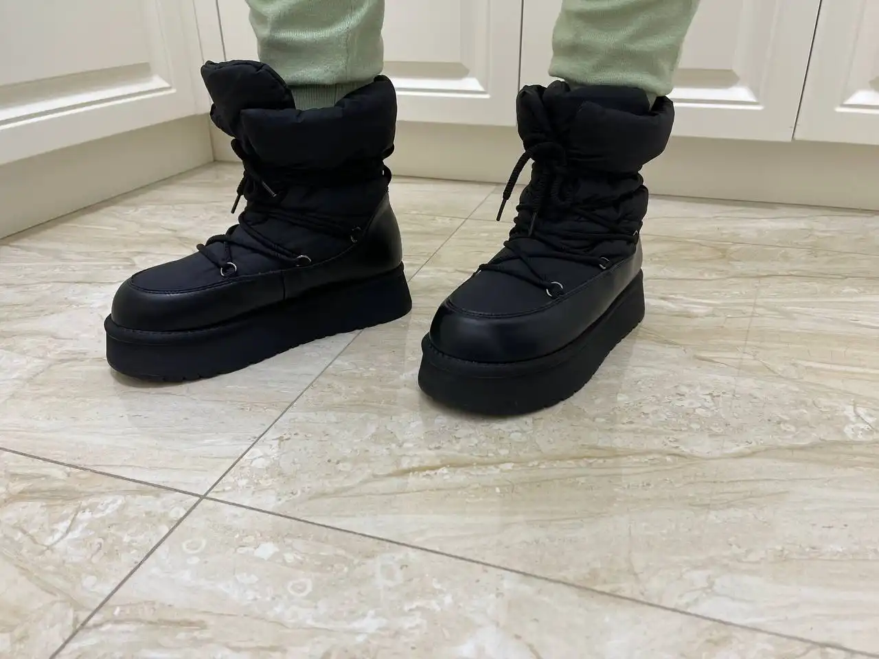 Женские луноходы на меху