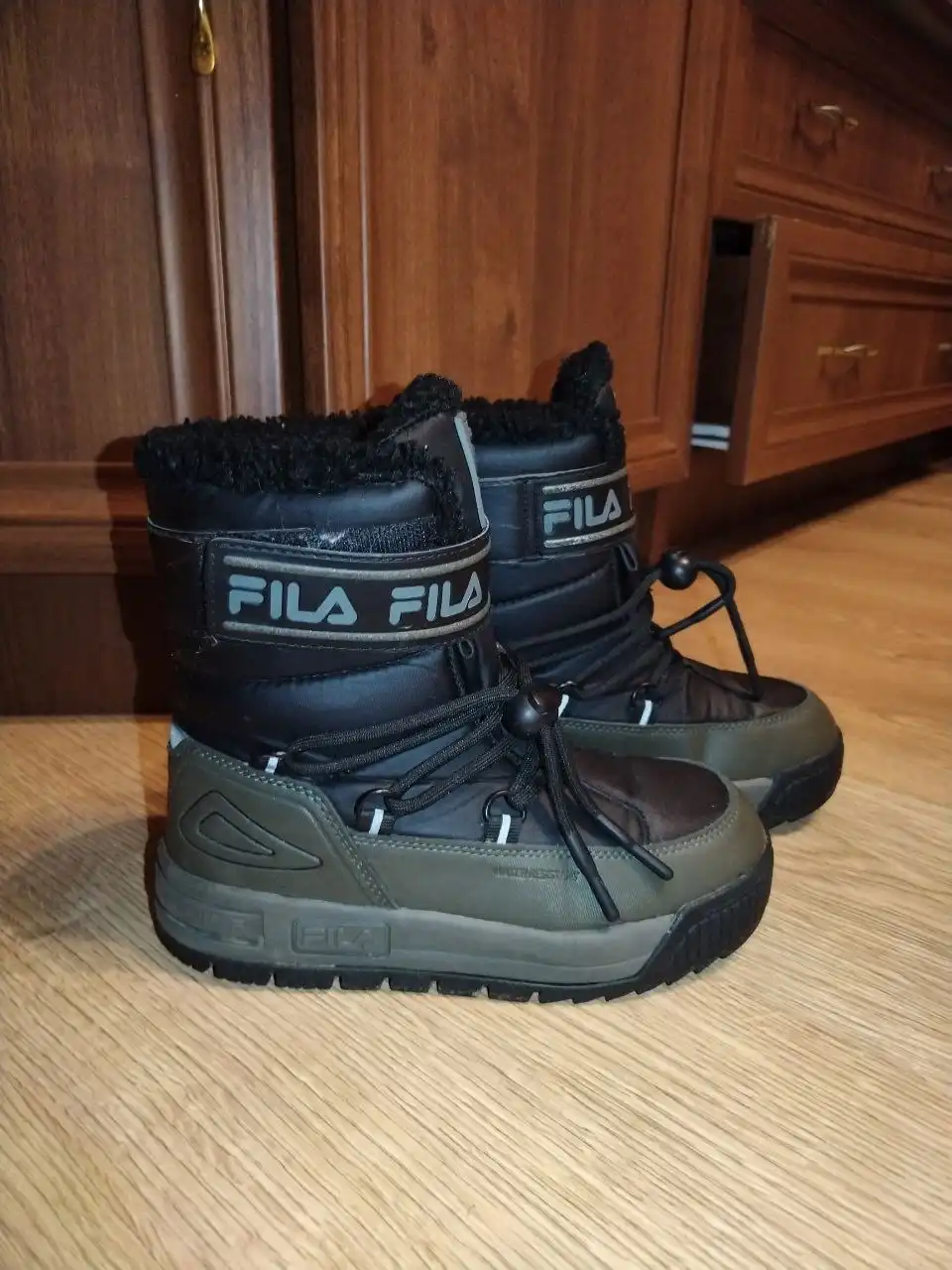 Зимние сапоги FILA для мальчика, размер 34