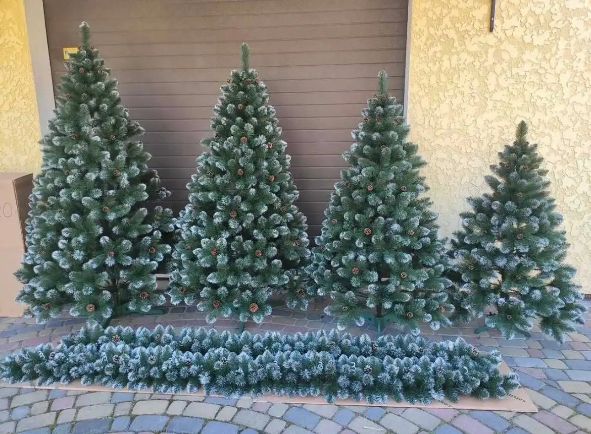 Распродажа ёлок — последний шанс забрать праздник домой