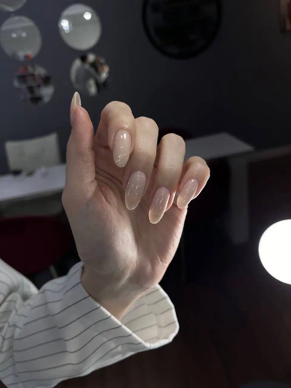 Маникюр в Мытищах