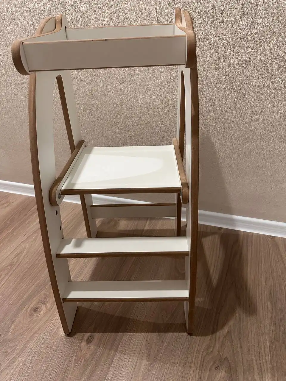 Башня помощника в состоянии новой