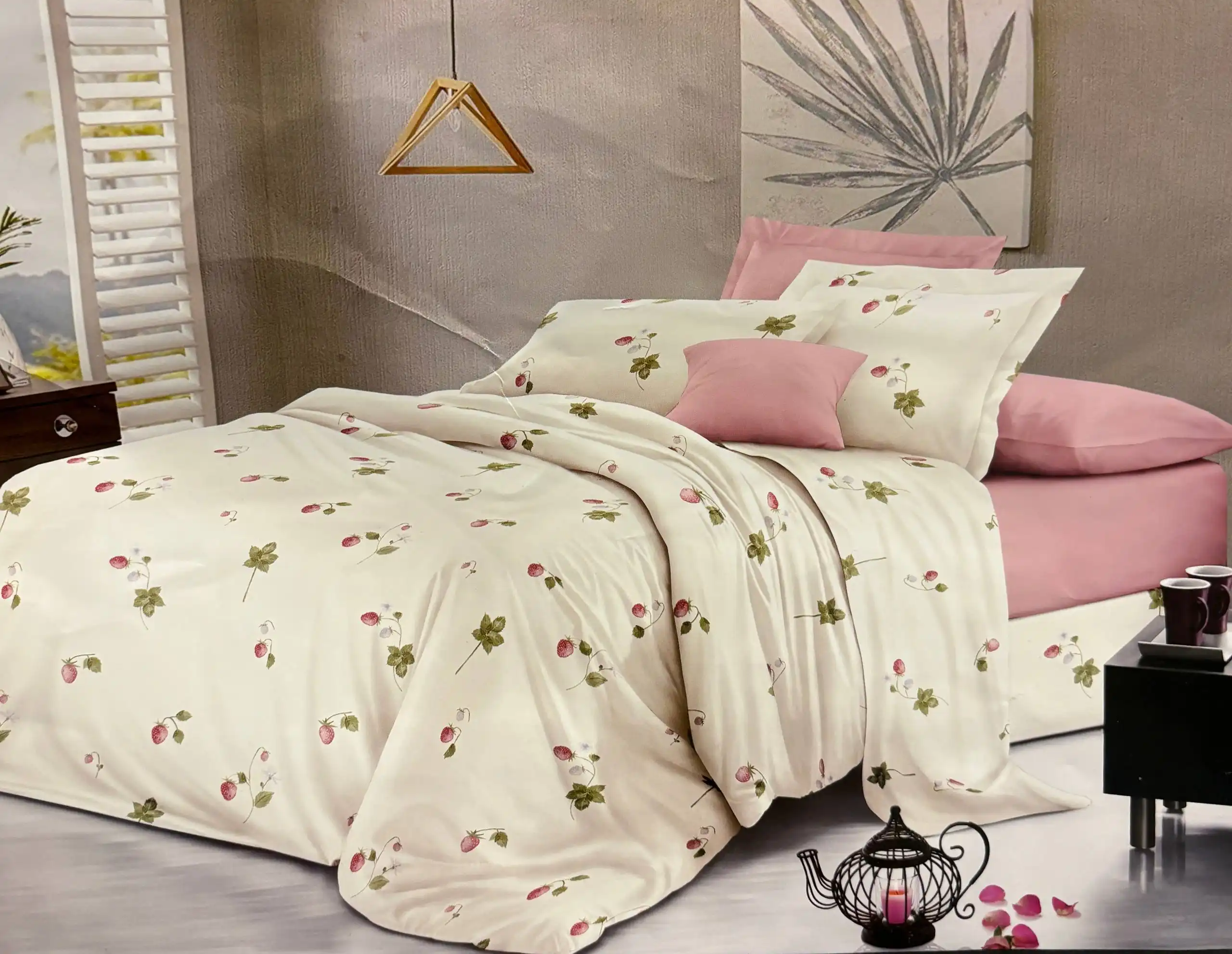 Комплект постельного белья с одеялом и подушками