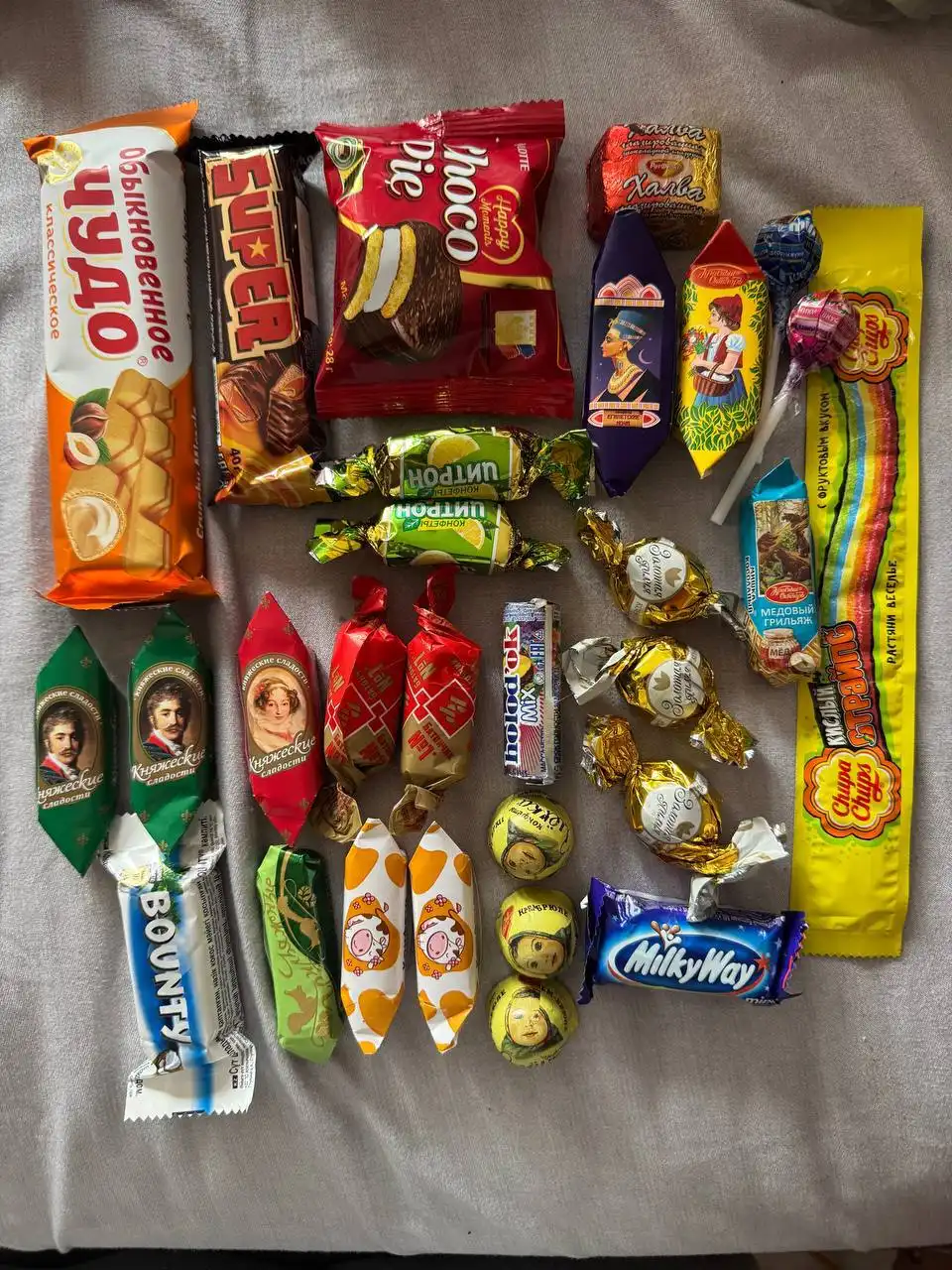 Новогодний сладкий подарок с игрушкой или рюкзачком