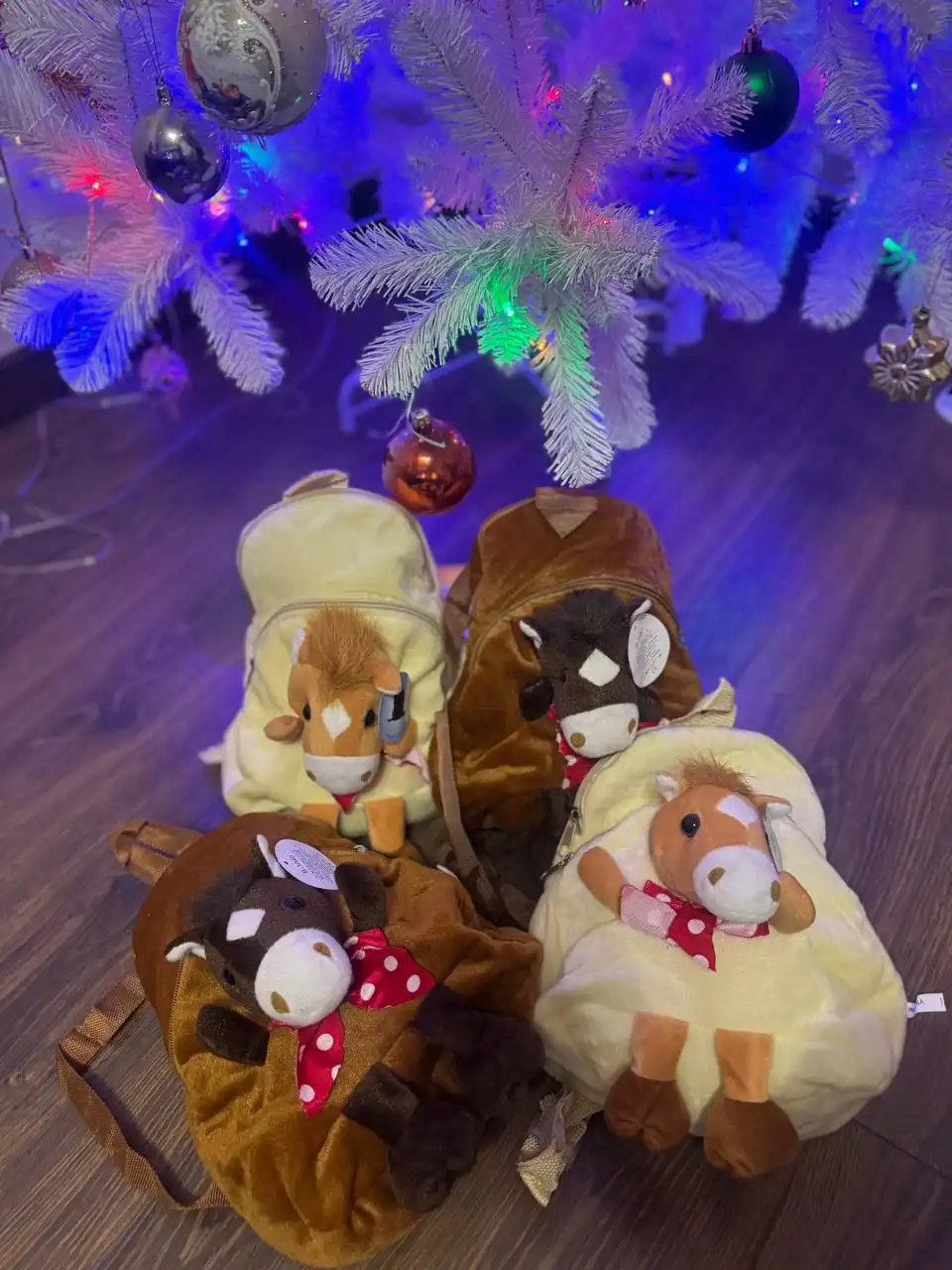 Новогодний сладкий подарок с игрушкой или рюкзачком