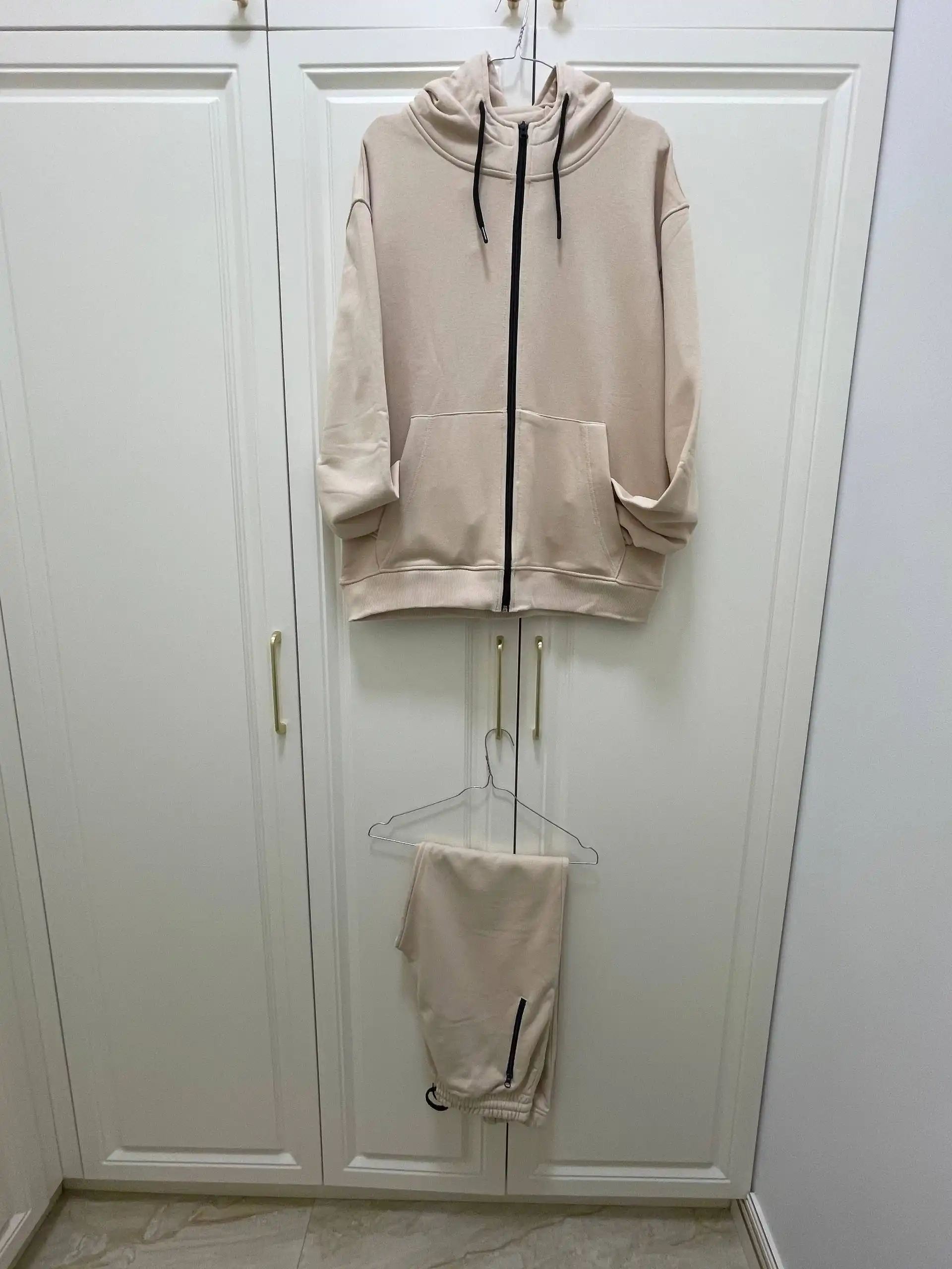 Спортивный костюм универсальный новый