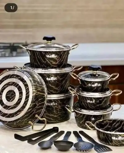 Стильный набор посуды для кухни