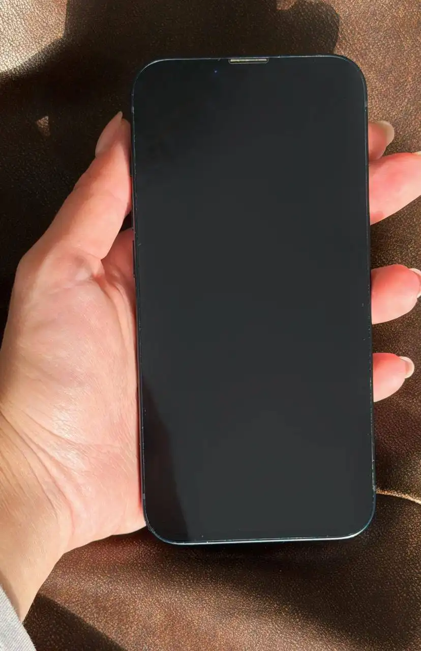 iPhone 14 черный 128GB в идеальном состоянии