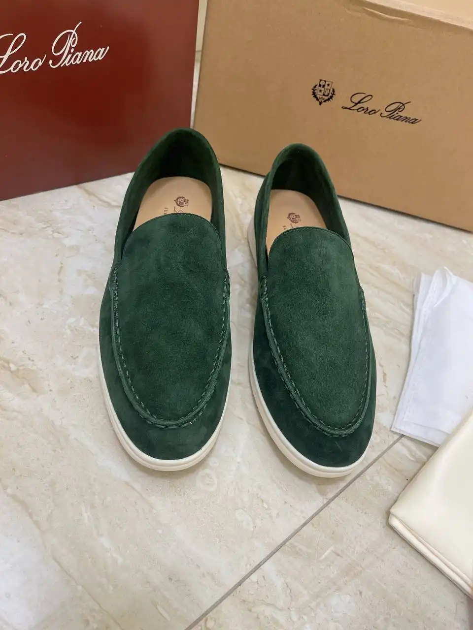 Лоферы Loro Piano из натуральной замши