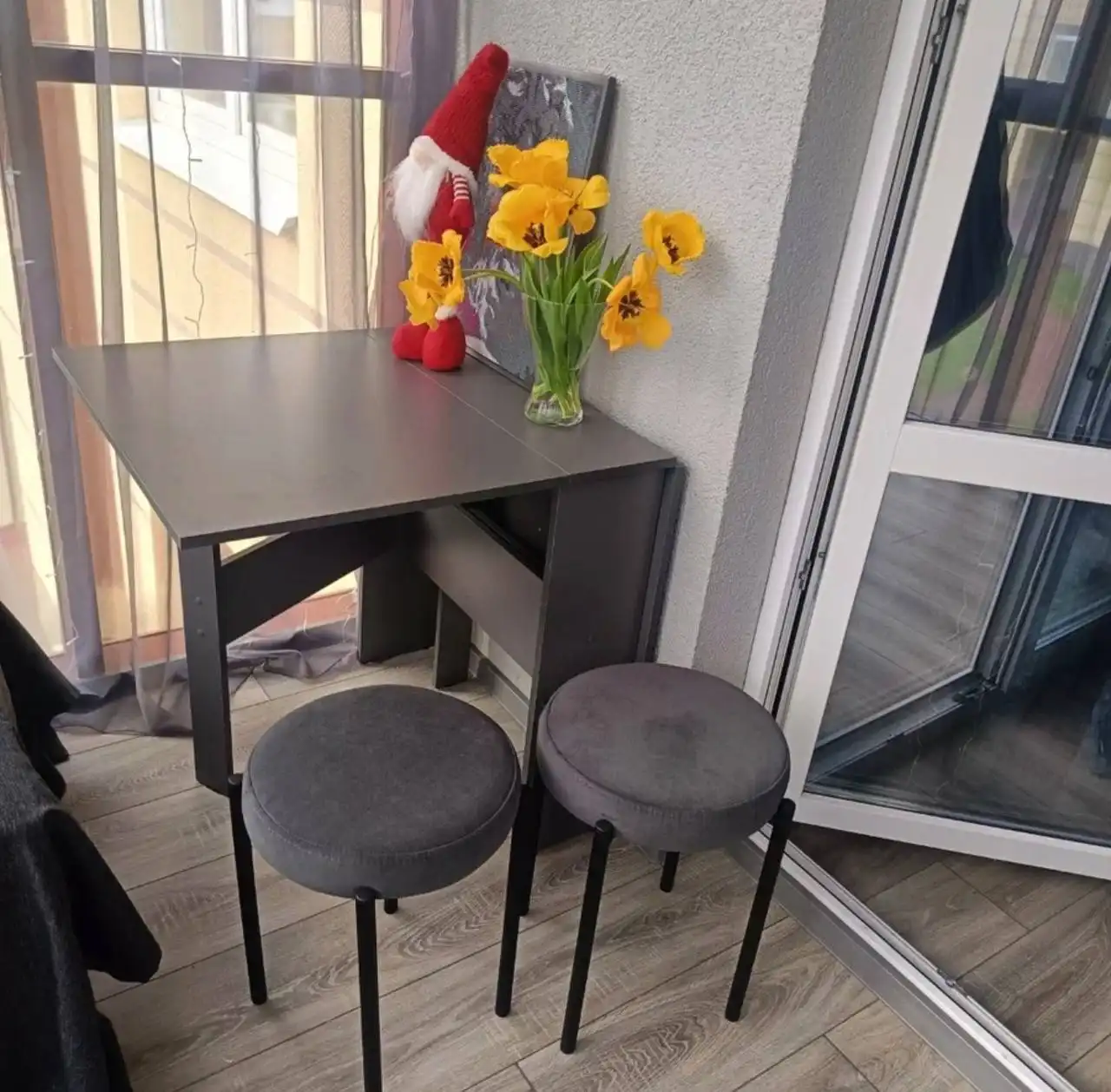 Продажа компьютерного кресла, стола-книжки и игрового компьютера - Барахолка в Мытищи