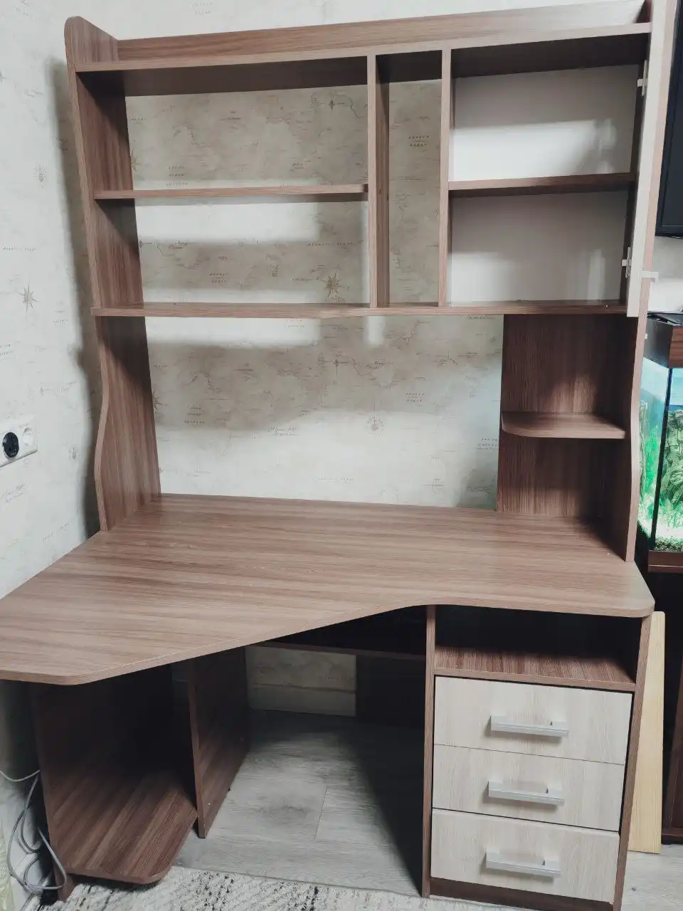 Компьютерный стол - Мебель (Для дома и дачи) в Мытищи