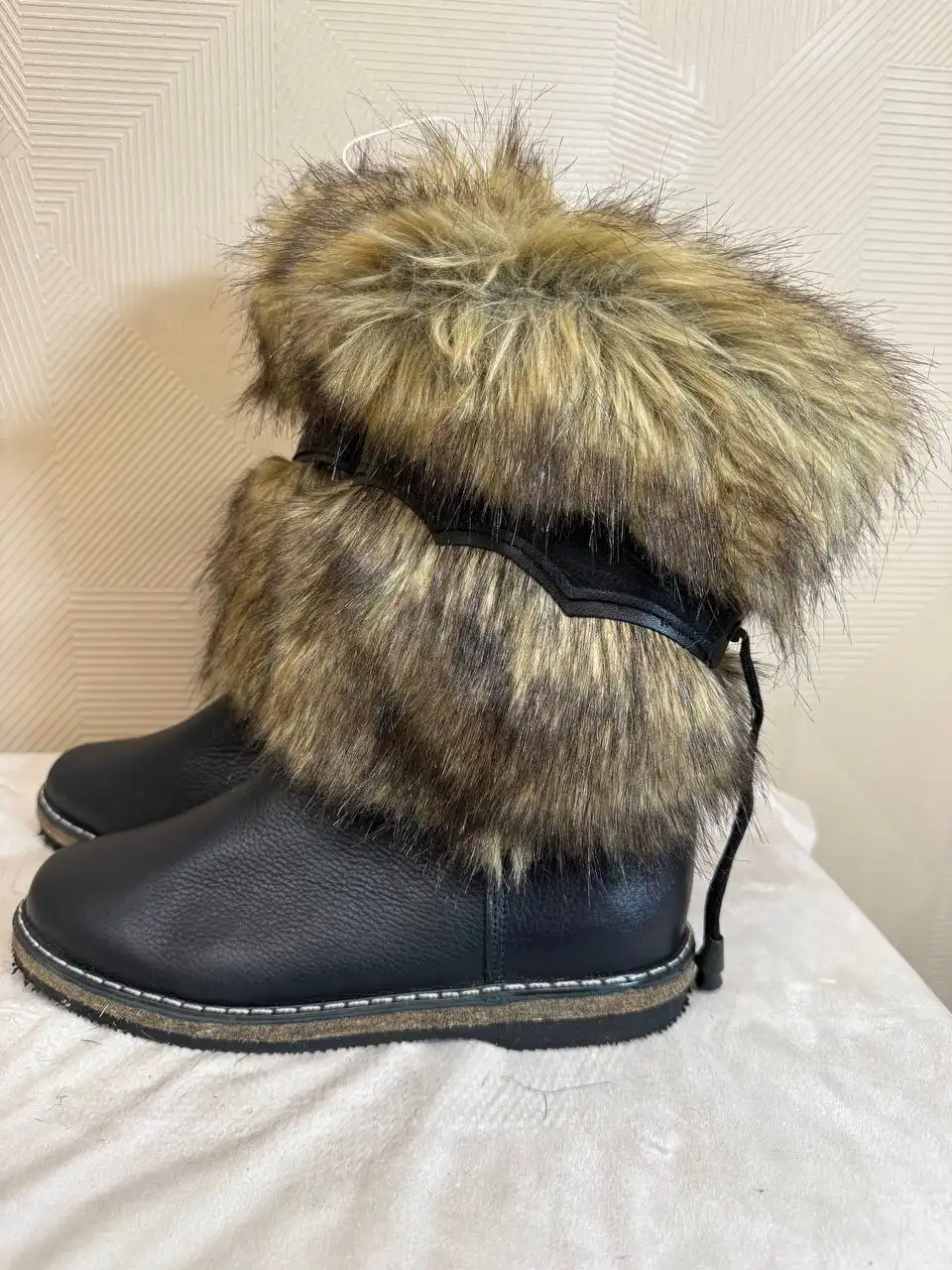 Продажа натуральных унтов - Обувь (Одежда) в Мытищи