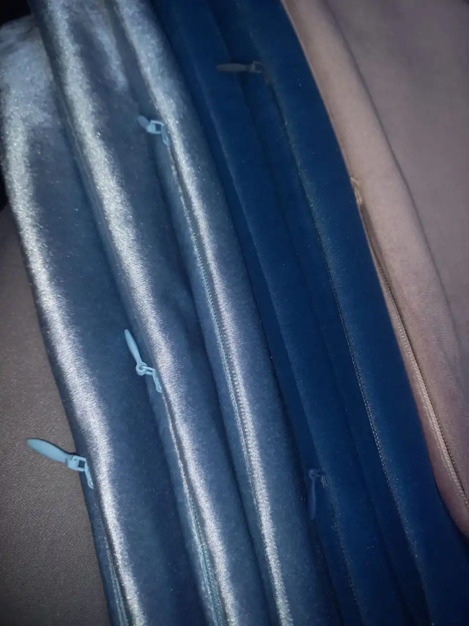 Подушка люкс 45×45 см и наволочки - Текстиль (Барахолка) в Мытищи