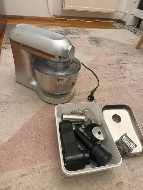 Планетарный миксер с насадками для мясорубки - Рамки в Мытищи