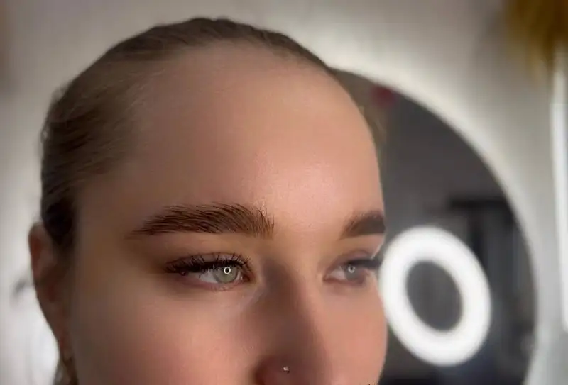 Коррекция и окрашивание бровей - Красота (Услуги) в Мытищи