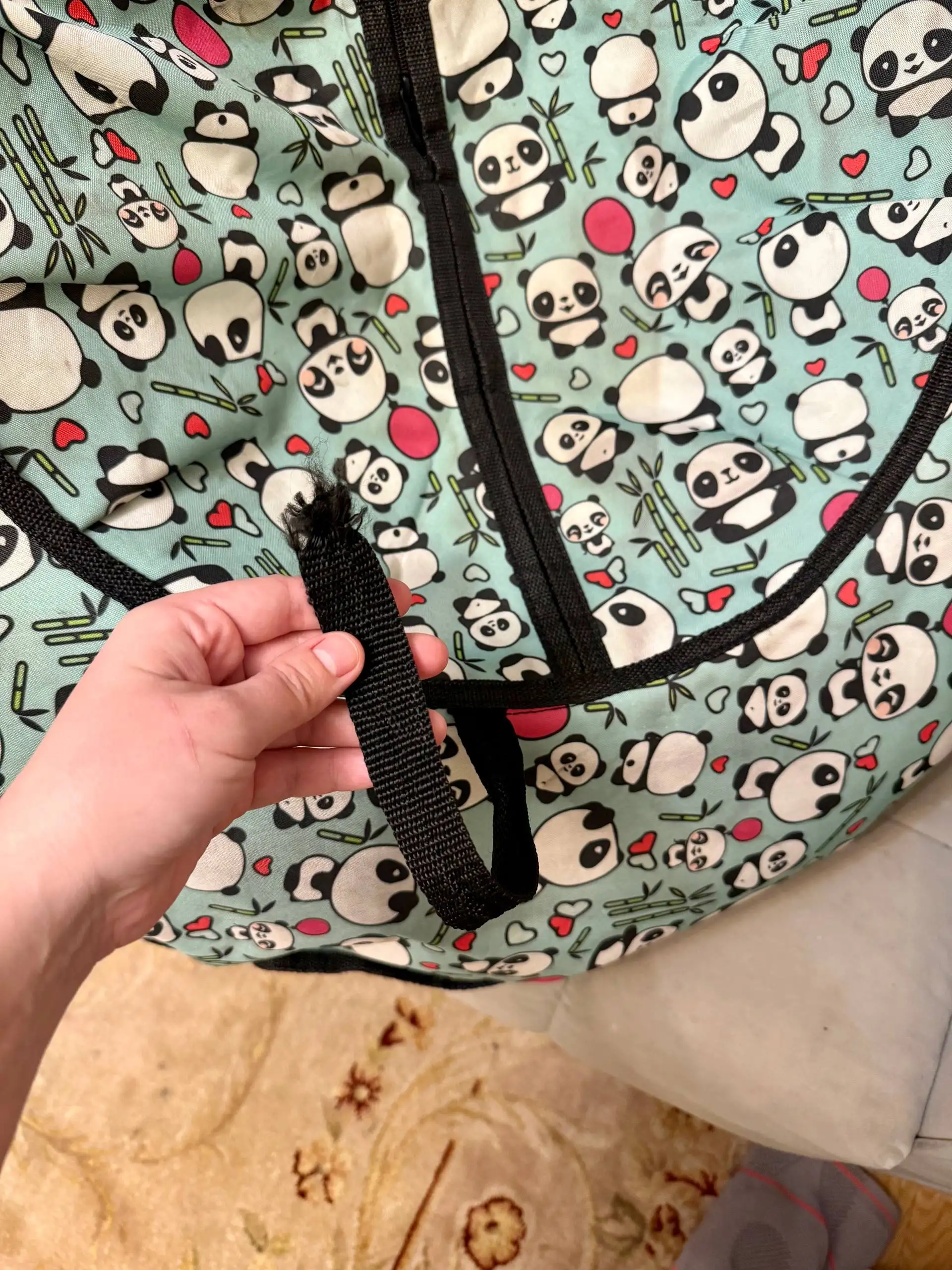 Продажа ватрушки тюбинг б/у с дефектами - Тюбинг (Хобби и отдых) в Мытищи