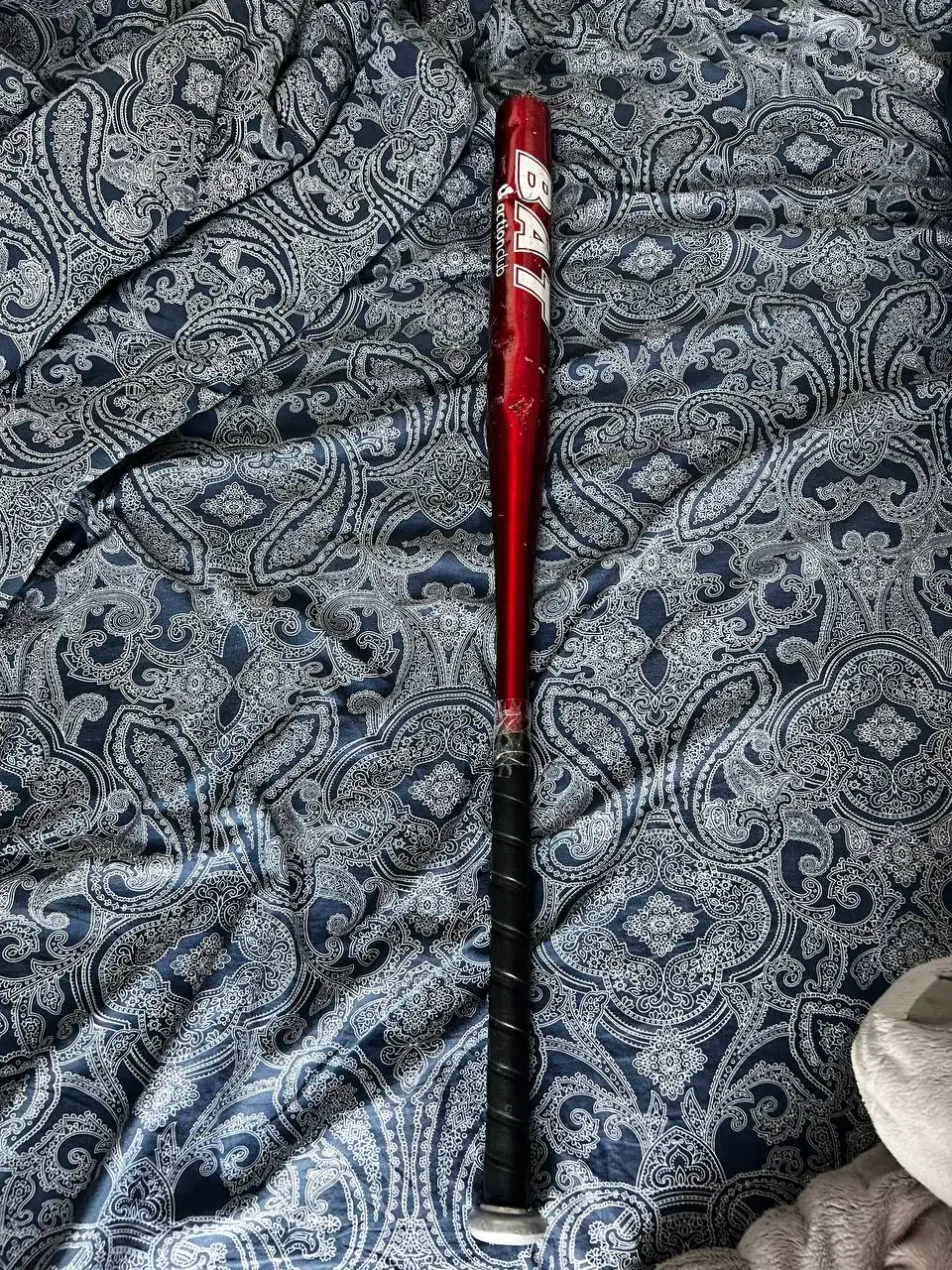 Б/у бита юбилейная 10 - Спортивный инвентарь (Барахолка) в Мытищи