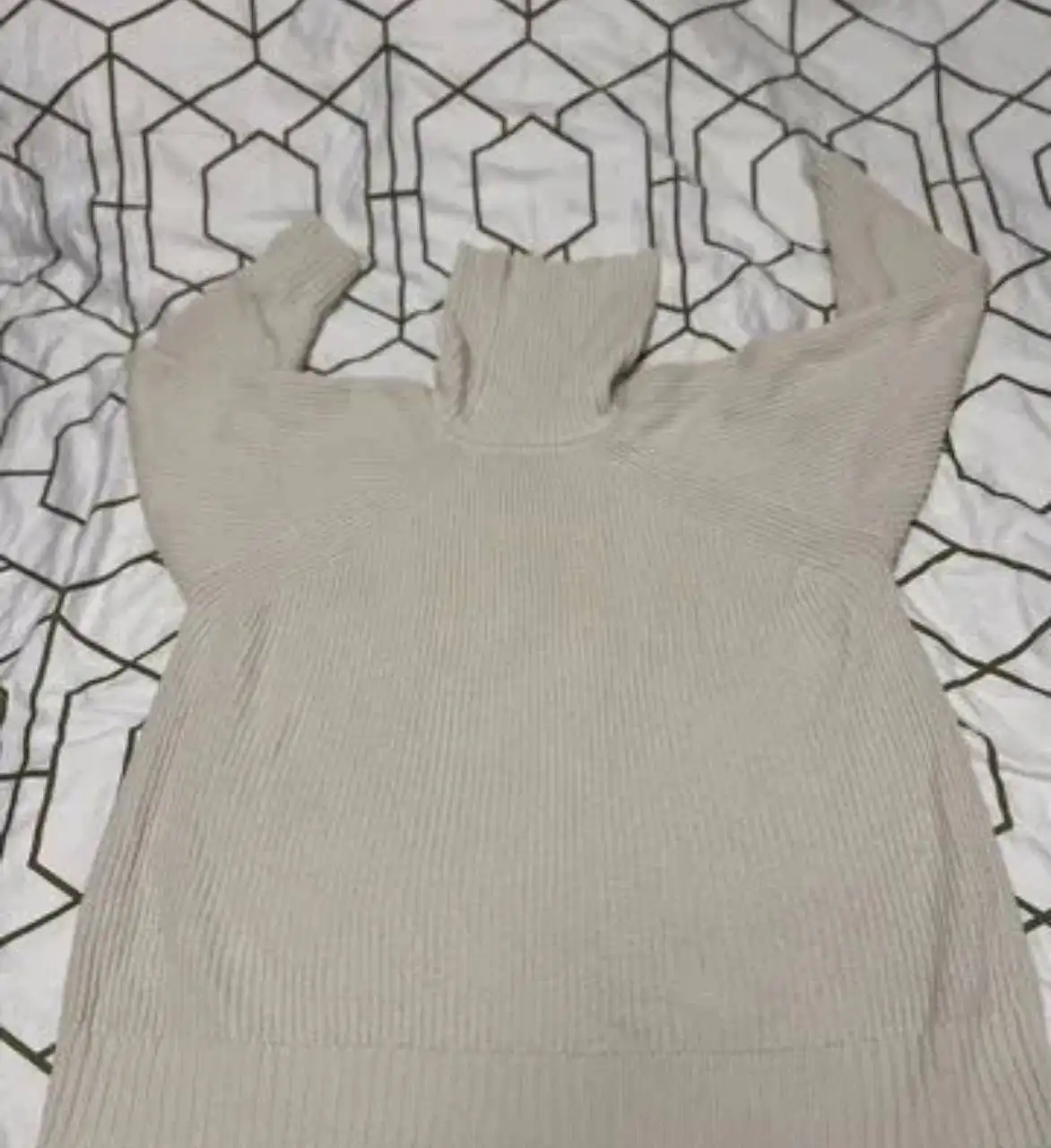 Женский свитер размер М - Одежда в Мытищи