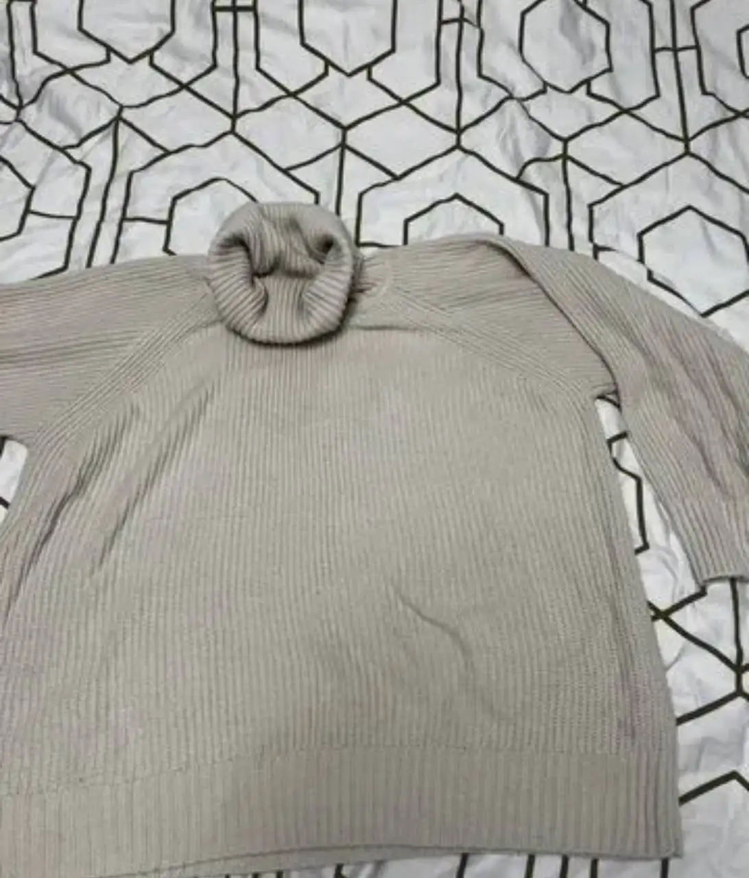 Женский свитер размер М - Одежда в Мытищи